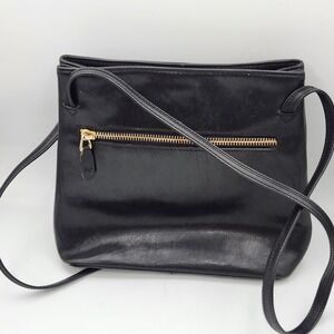 Monsac Original Black Leather Crossbody Shoulder Bag Gold Hardware Zip Front‎